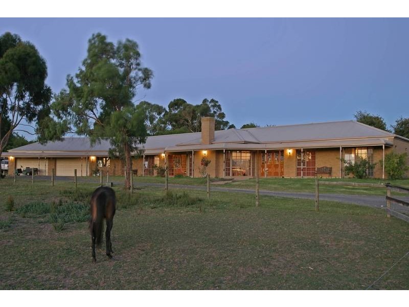 390 Pound Road, Narre Warren South VIC 3805