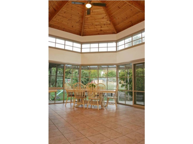 390 Pound Road, Narre Warren South VIC 3805