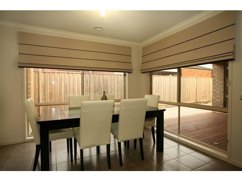 49 Von Nida Drive, Cranbourne North VIC 3977