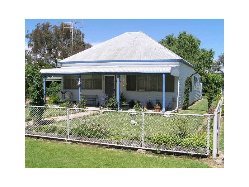 12 Obley Street, Cumnock NSW 2867