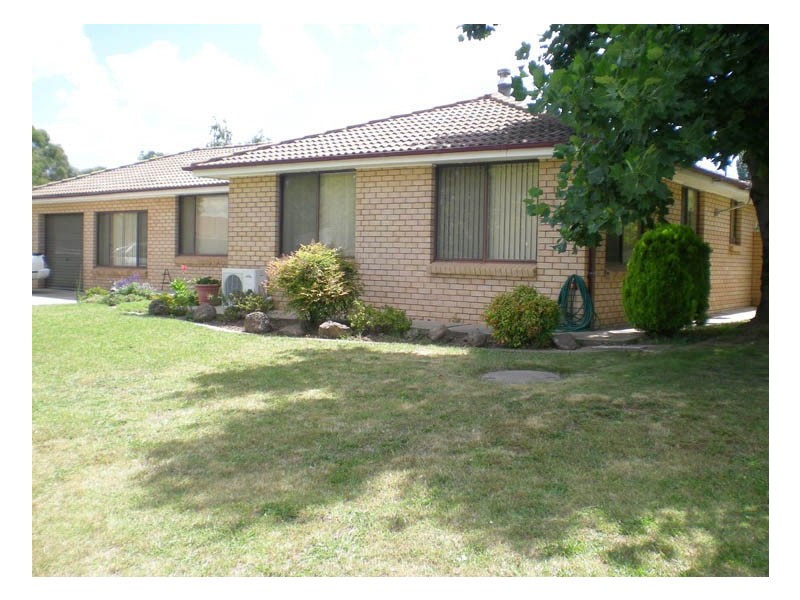 20 Pitta Pitta Place, Orange NSW 2800