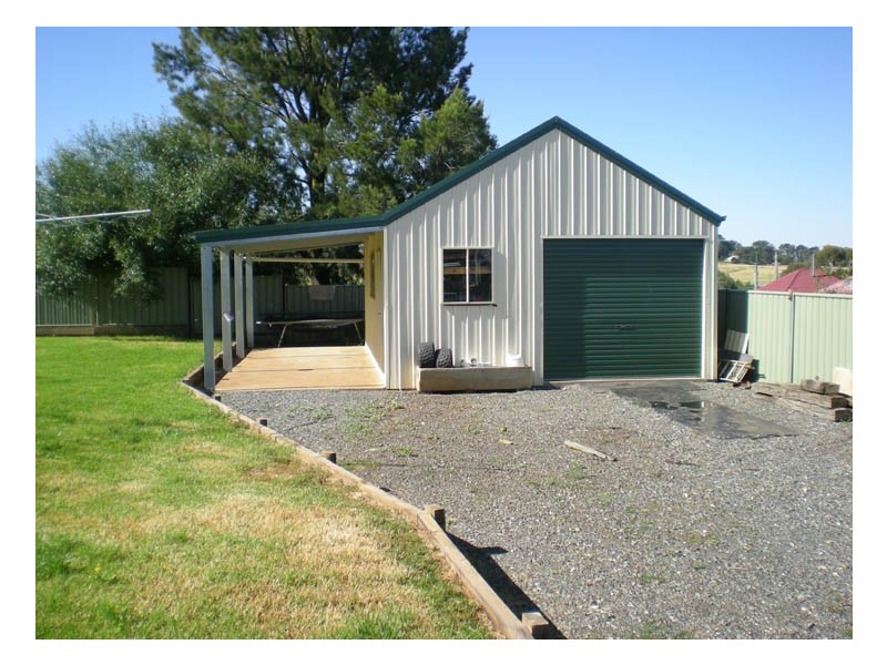 18 Crowson Street, Millthorpe NSW 2798