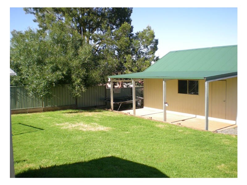 18 Crowson Street, Millthorpe NSW 2798
