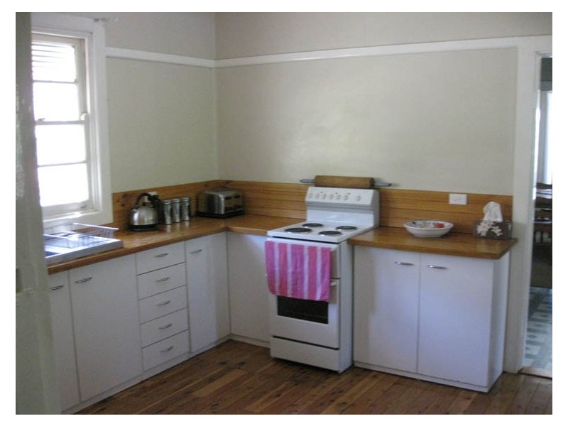 9 Wellington Street, Molong NSW 2866