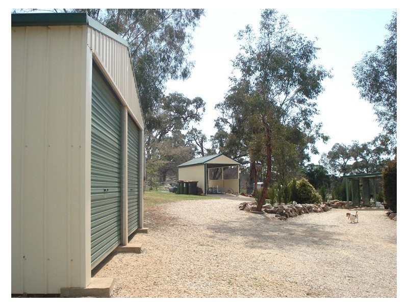 - Packham Drive, Molong NSW 2866