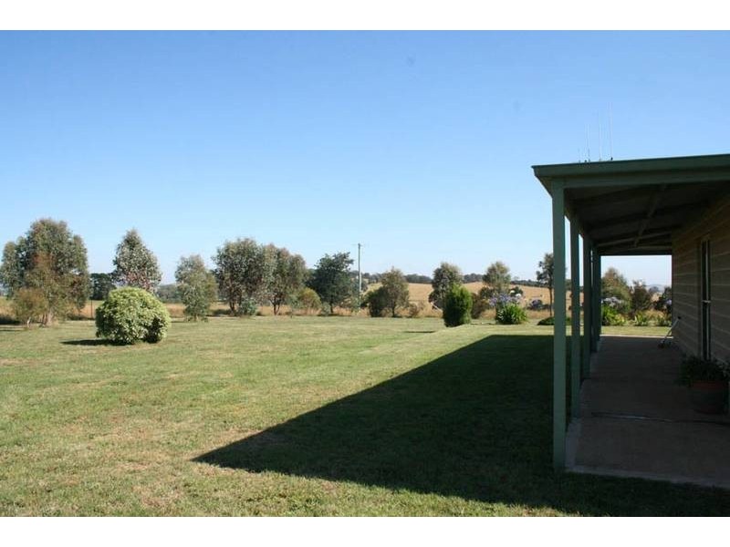 64 Wells Road, Orange NSW 2800