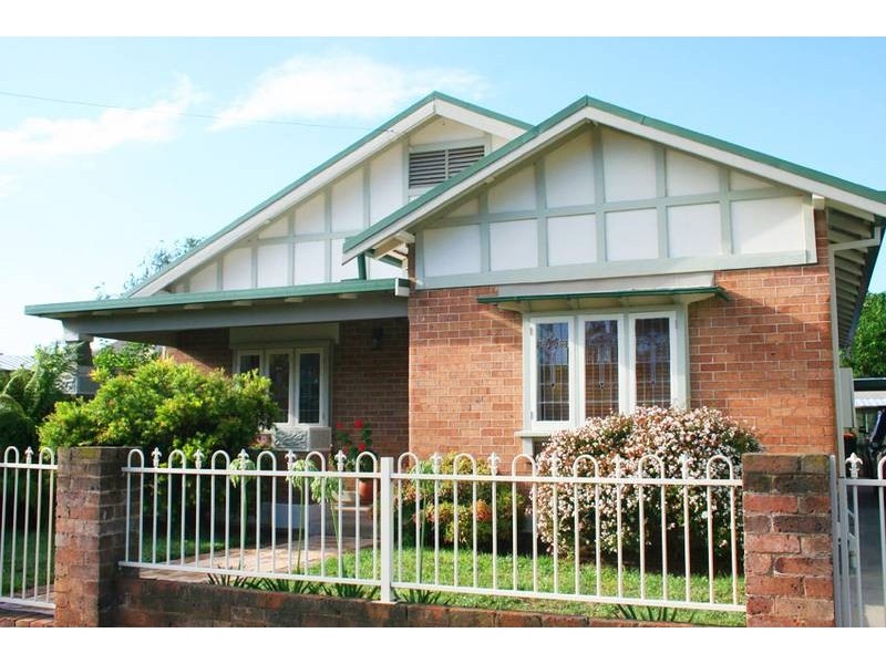 74 March Street, Orange NSW 2800