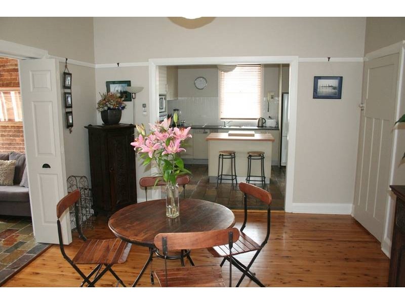 74 March Street, Orange NSW 2800