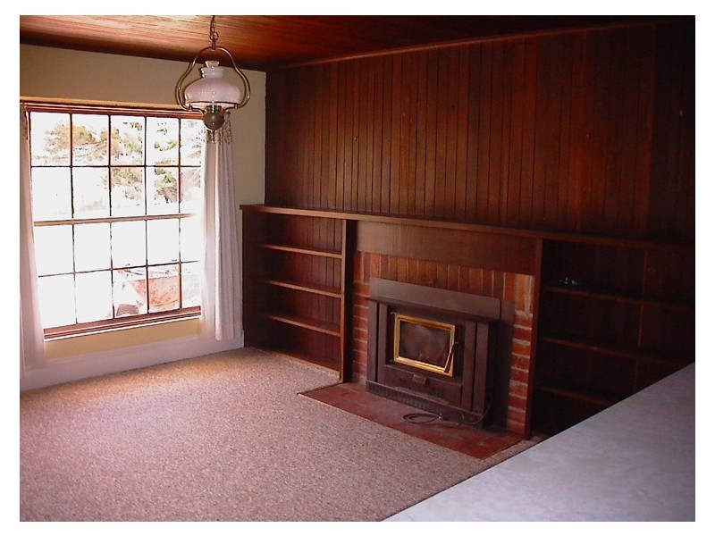 - Gowan Road, Orange NSW 2800