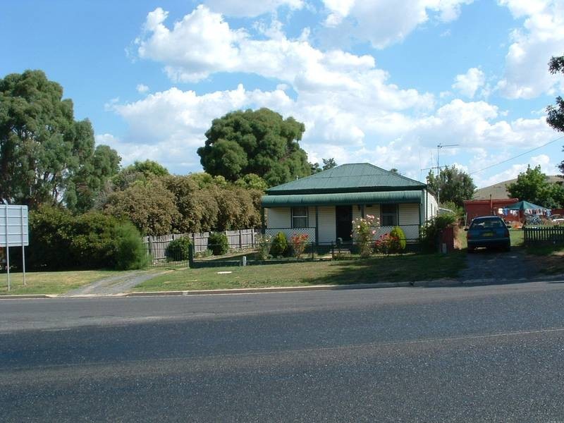 46 Martha Street, Blayney NSW 2799