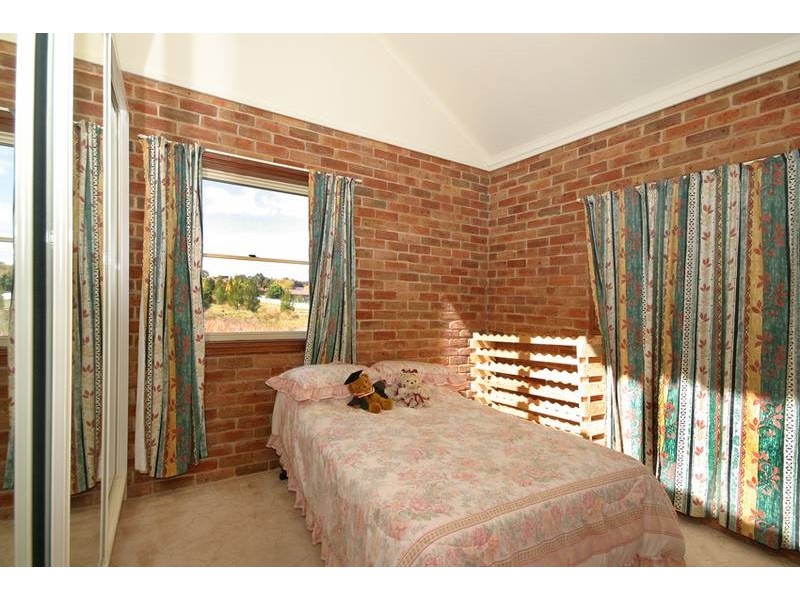 34 Redgum Avenue, Orange NSW 2800