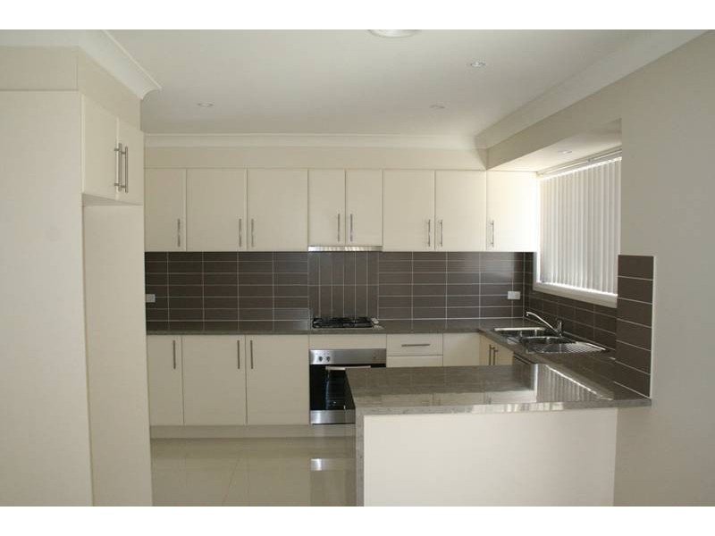 8 Brooklands Drive, Orange NSW 2800