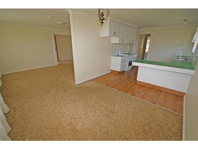 2 Malvern Avenue, Orange NSW 2800