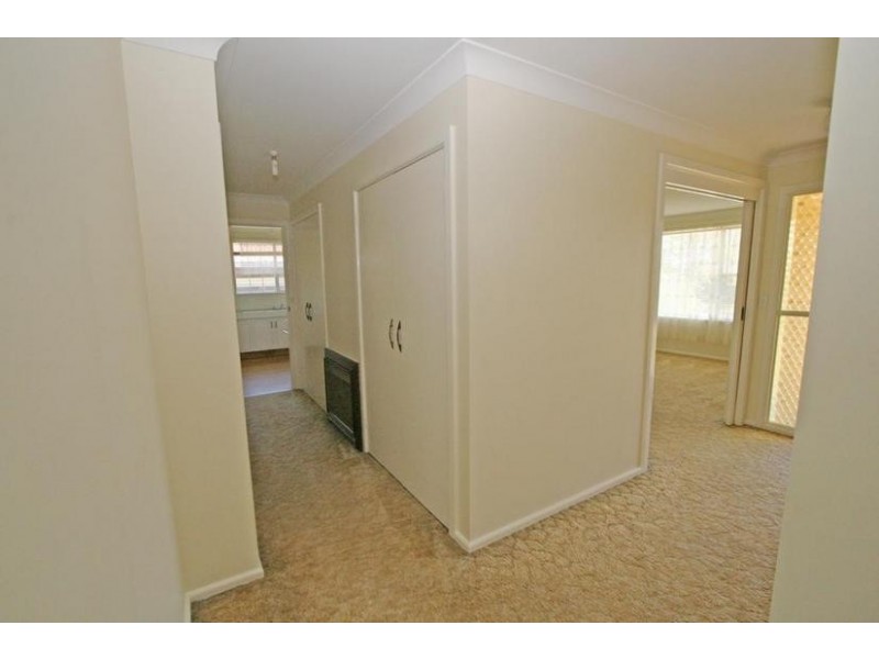 2 Malvern Avenue, Orange NSW 2800