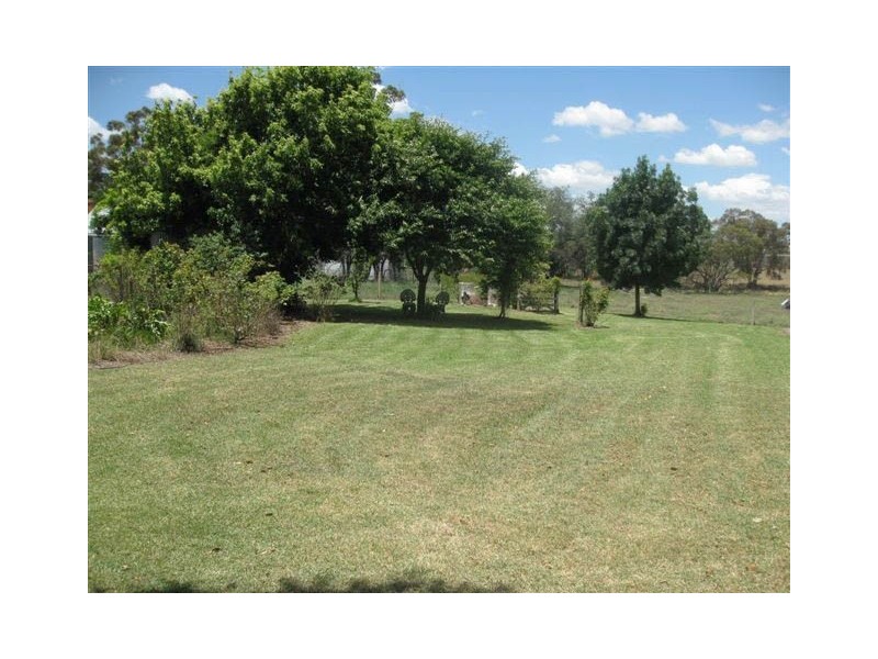 10 Betts Street, Molong NSW 2866