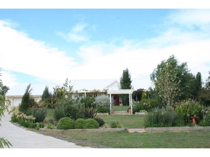 1 Windera Way, Orange NSW 2800