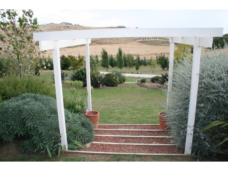 1 Windera Way, Orange NSW 2800