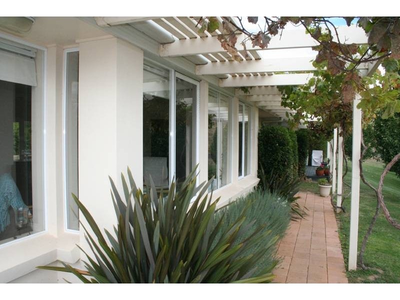 1 Windera Way, Orange NSW 2800