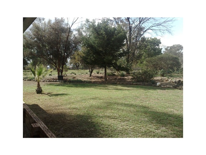 - Bournewood Road, Cumnock NSW 2867