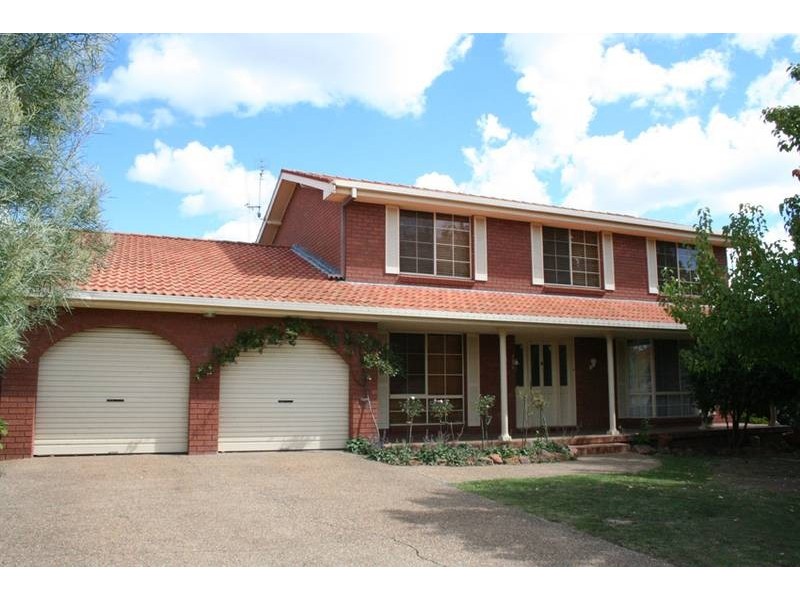 3 Ibis Crescent, Orange NSW 2800