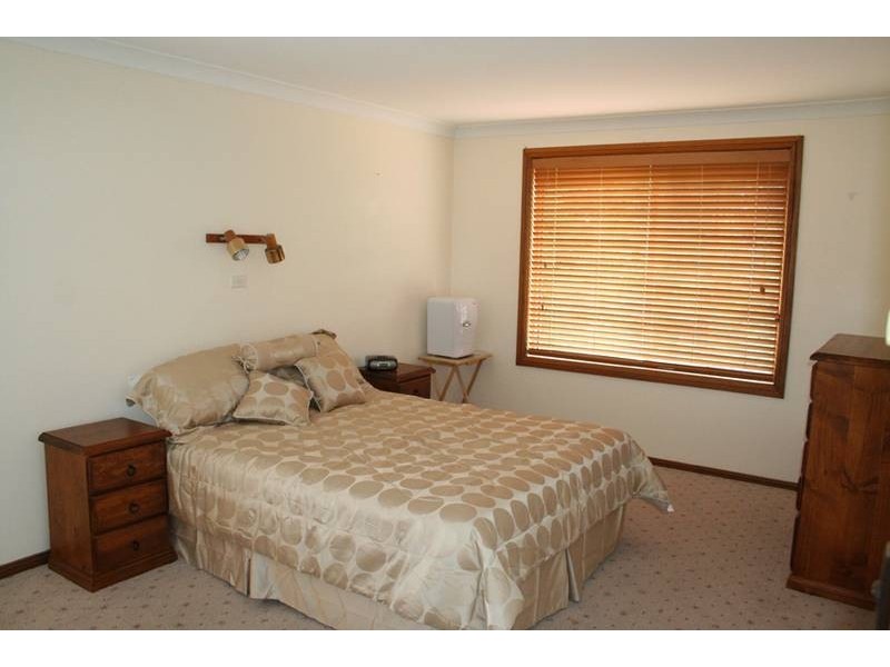 3 Ibis Crescent, Orange NSW 2800