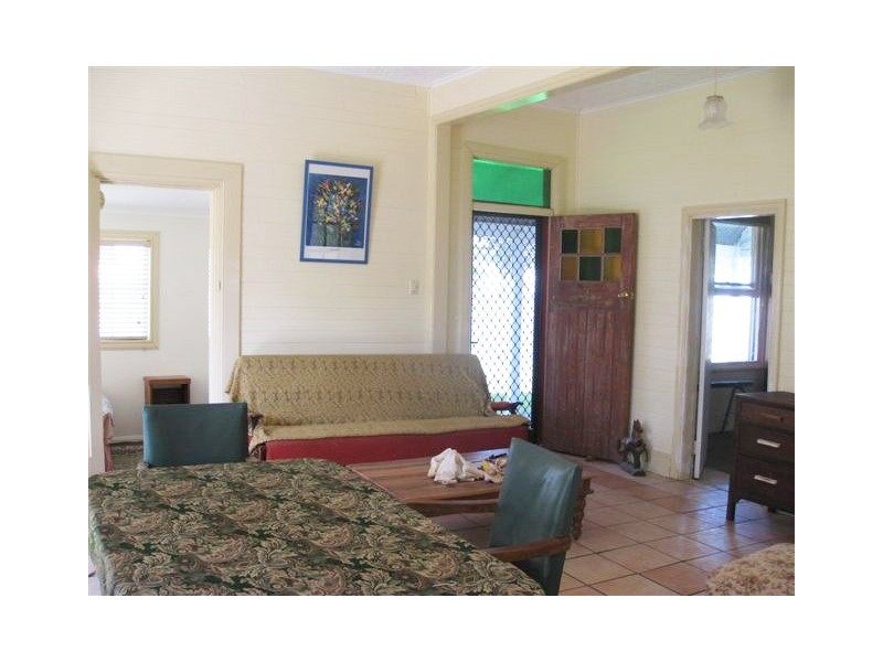 21 Betts Street, Molong NSW 2866