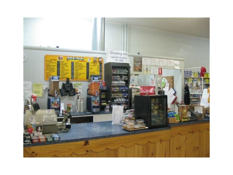 - Kiewa Street, Manildra NSW 2865