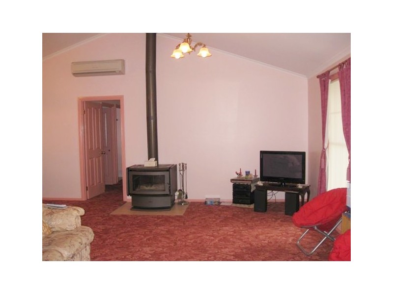 102 Speedy Street, Molong NSW 2866