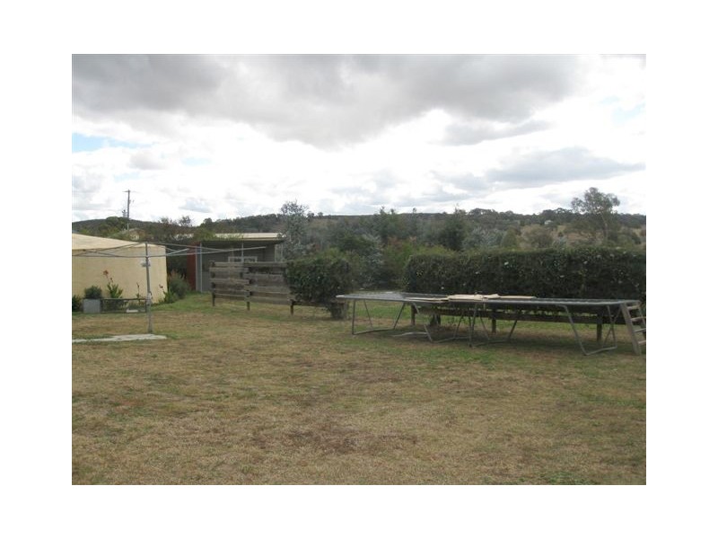 102 Speedy Street, Molong NSW 2866