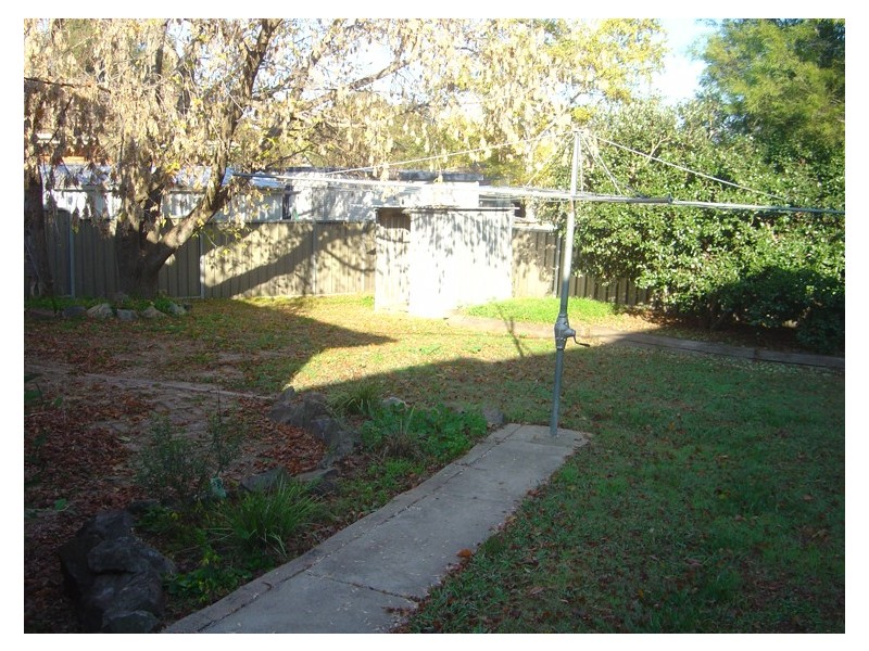 71 Burrendong Way, Orange NSW 2800