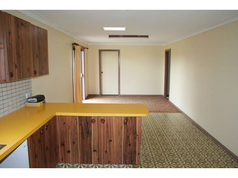 11 Courallie Drive, Orange NSW 2800