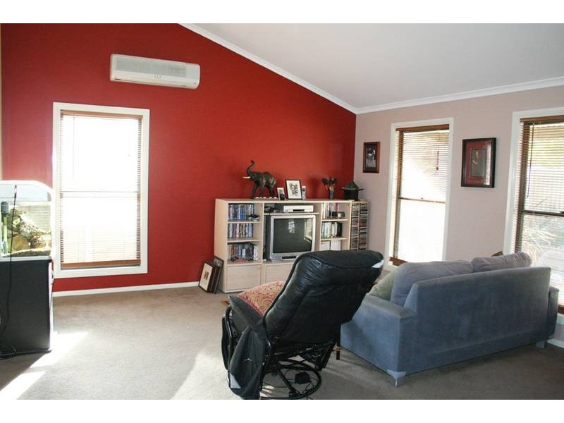 13 Stabback Street, Millthorpe NSW 2798