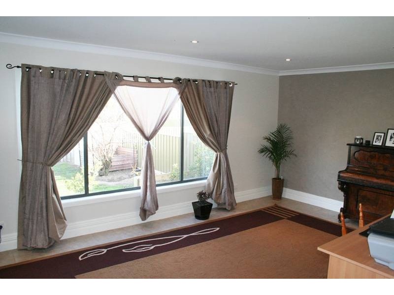 13 Stabback Street, Millthorpe NSW 2798