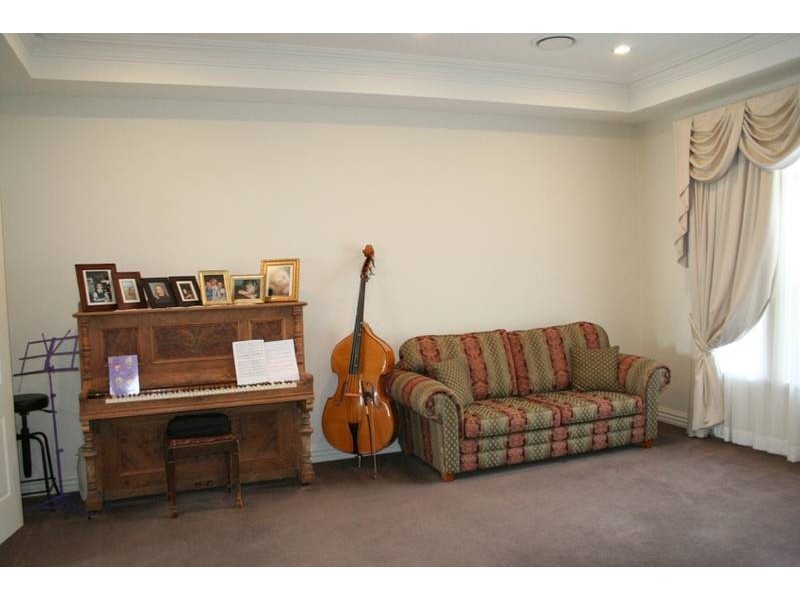 12 Goldfinch Way, Orange NSW 2800