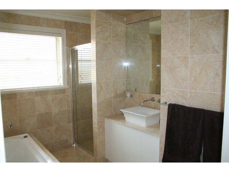 12 Goldfinch Way, Orange NSW 2800