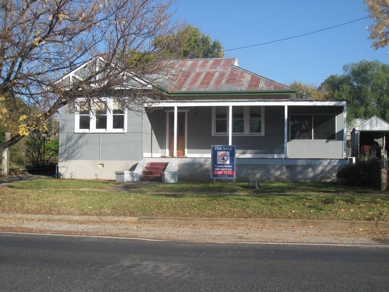 12 Cudal Street, Molong NSW 2866