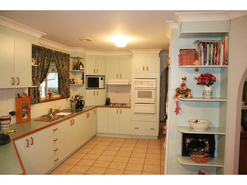 7 Amana Circuit, Orange NSW 2800