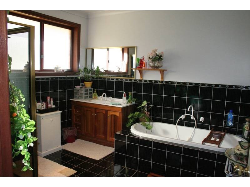 329 Browns Creek Road, Blayney NSW 2799