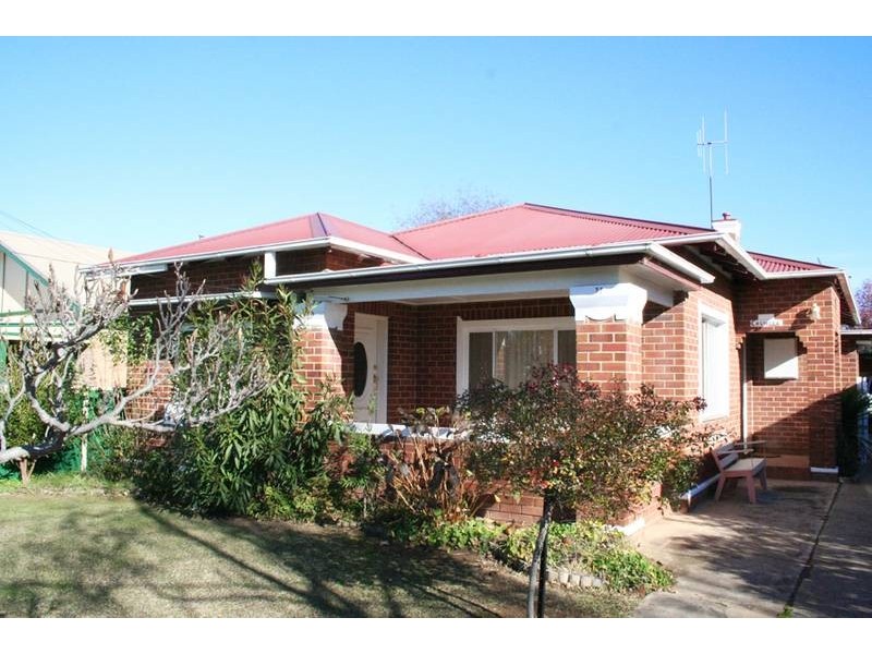 77 Edward Street, Orange NSW 2800