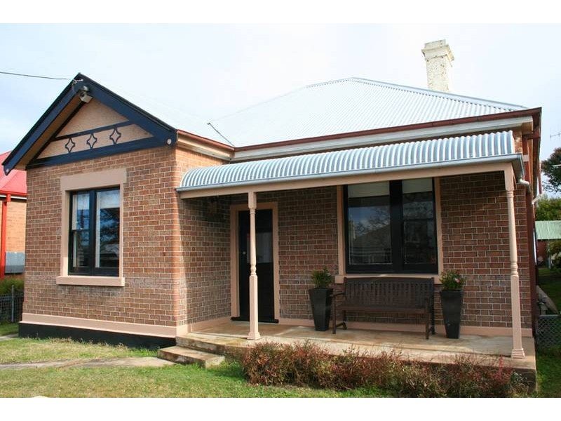 303 Lords Place, Orange NSW 2800
