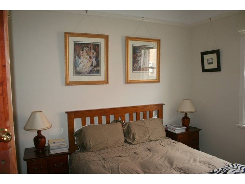 303 Lords Place, Orange NSW 2800