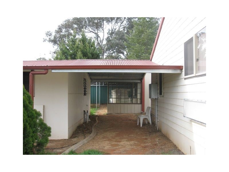 96 King Street, Molong NSW 2866