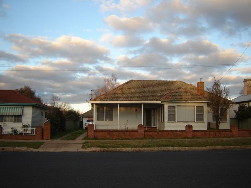 78 Osman Street, Blayney NSW 2799