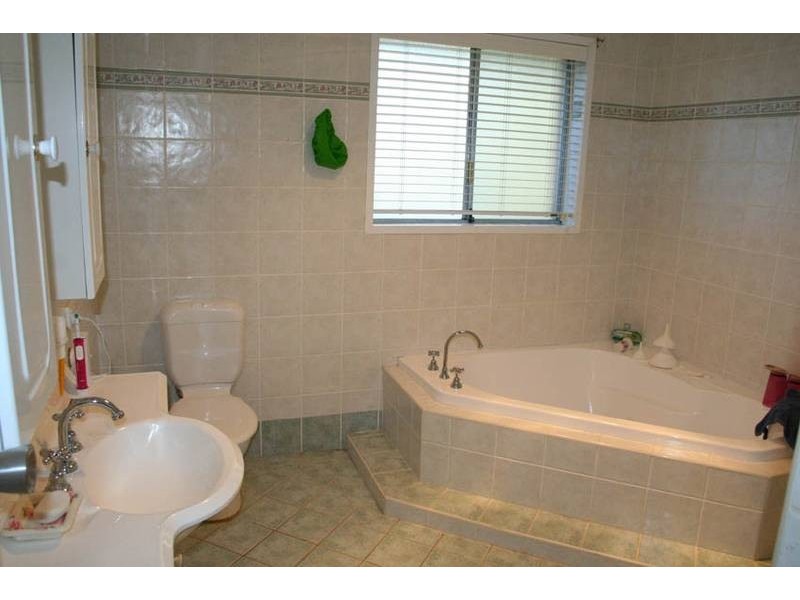 43 Woods Lane, Orange NSW 2800