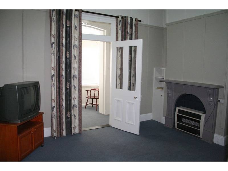 1/300 Summer Street, Orange NSW 2800