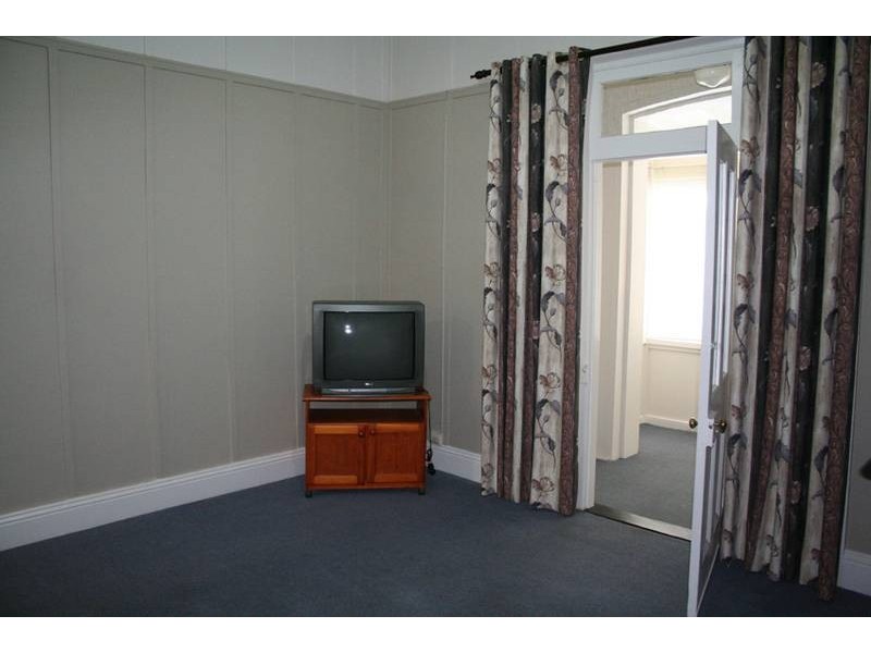 1/300 Summer Street, Orange NSW 2800