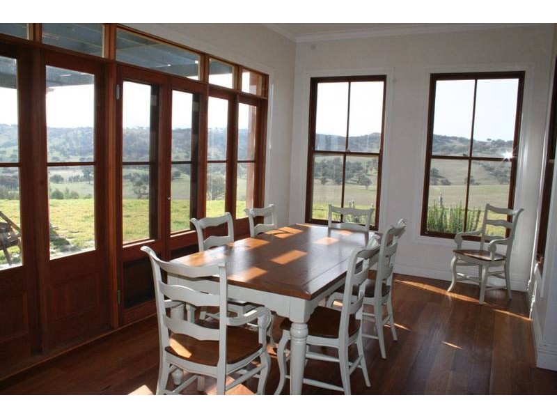 - Kangaroobie Lane, Orange NSW 2800