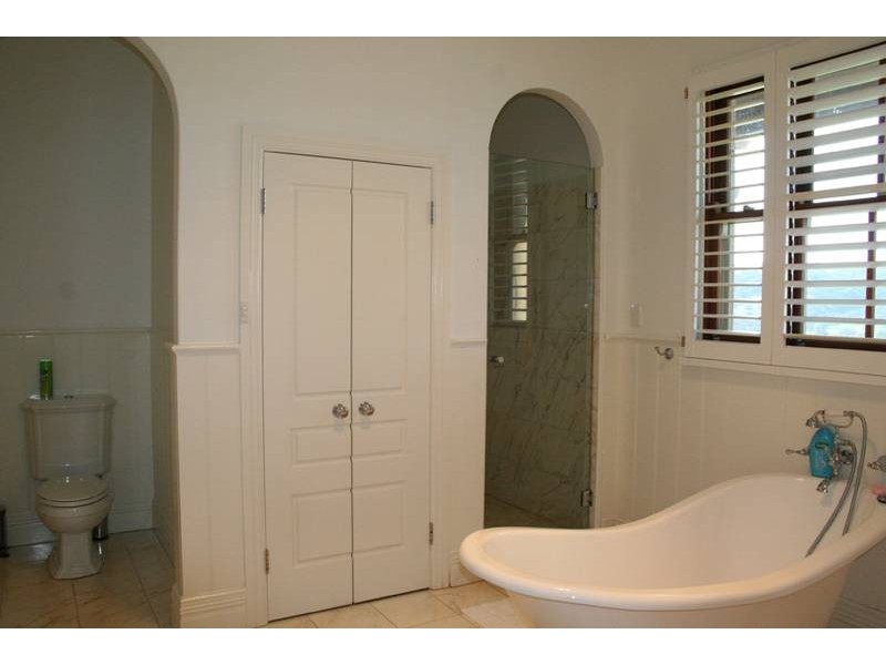 - Kangaroobie Lane, Orange NSW 2800