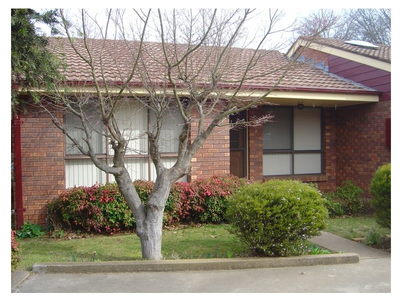 2/21 Coronation Drive, Orange NSW 2800