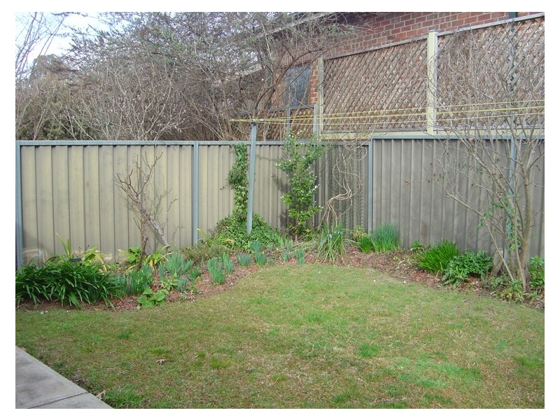 2/21 Coronation Drive, Orange NSW 2800